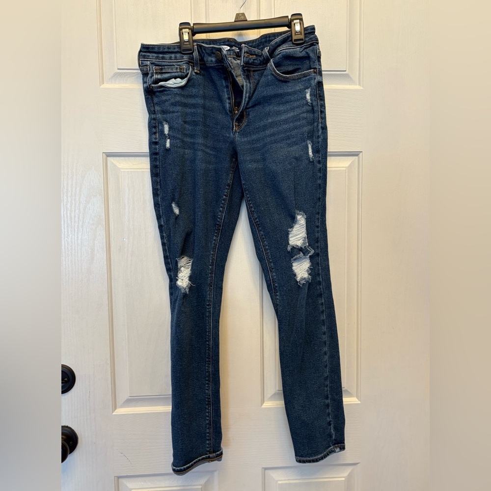 Old Navy Size 6 stretch  super skinny Blue Distressed Women's Jeans